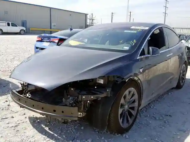 5YJXCDE20KF151867 2019 TESLA MODEL X-1