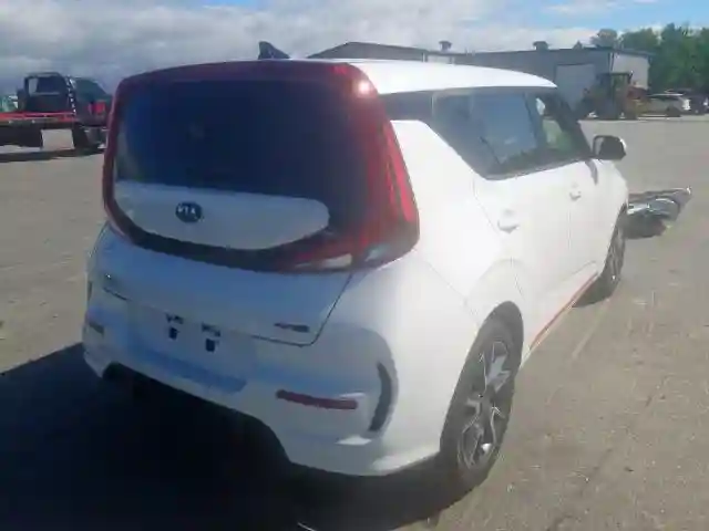 KNDJ63AU5L7056288 2020 KIA SOUL GT LINE-3