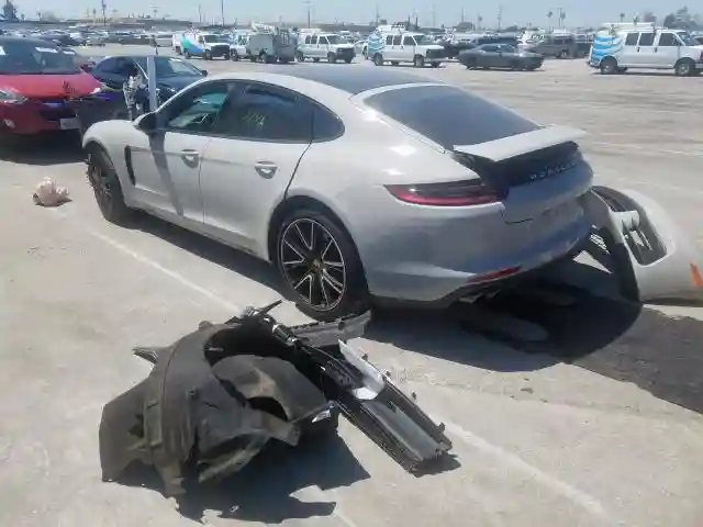 WP0AB2A79JL132910 2018 PORSCHE PANAMERA 4S-2