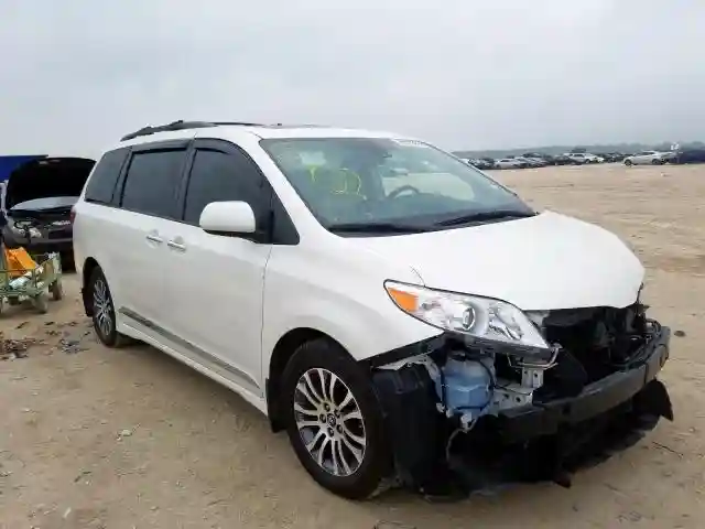 5TDYZ3DC5JS904679 2018 TOYOTA SIENNA XLE-0