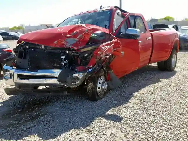 3C63RRJL4JG330891 2018 RAM 3500 LARAMIE-1