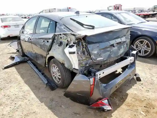 JTDKBRFU6J3070541 2018 TOYOTA PRIUS-2