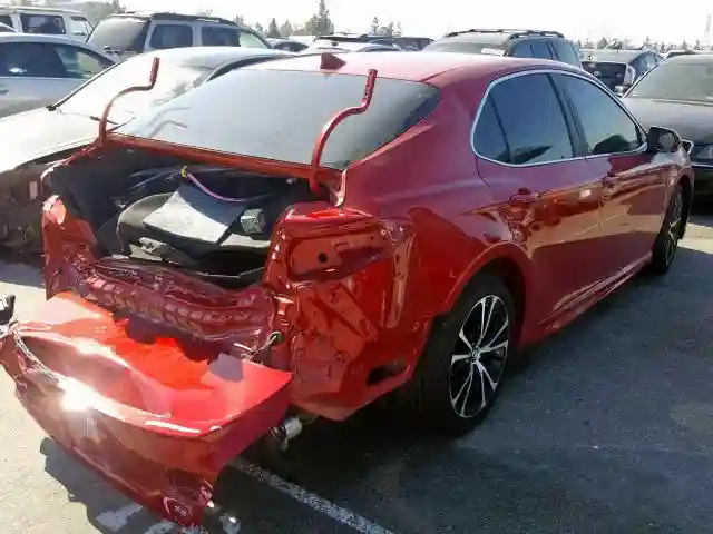 4T1M11AK4LU320287 2020 TOYOTA CAMRY SE-3