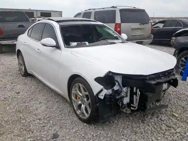 ZARFAECN4J7582873 2018 ALFA ROMEO GIULIA TI-0