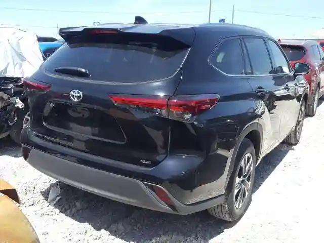 5TDGZRAH3LS502936 2020 TOYOTA HIGHLANDER XLE-3