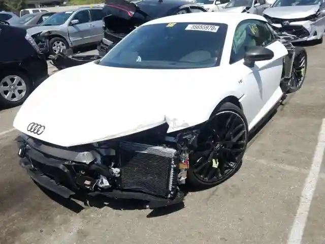 WUAKBAFX6H7902087 2017 AUDI R8 5.2 PLUS QUATTRO-1
