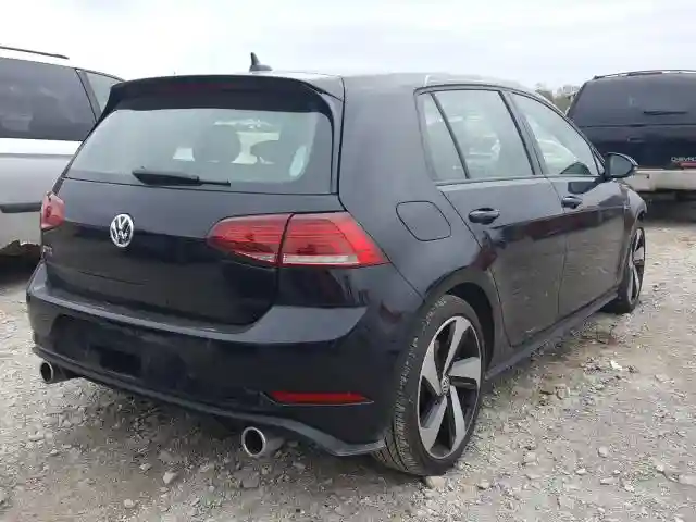 3VW6T7AU7KM037622 2019 VOLKSWAGEN GTI AUTOBAHN-3