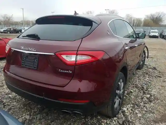 ZN661XUA6HX214298 2017 MASERATI LEVANTE-3