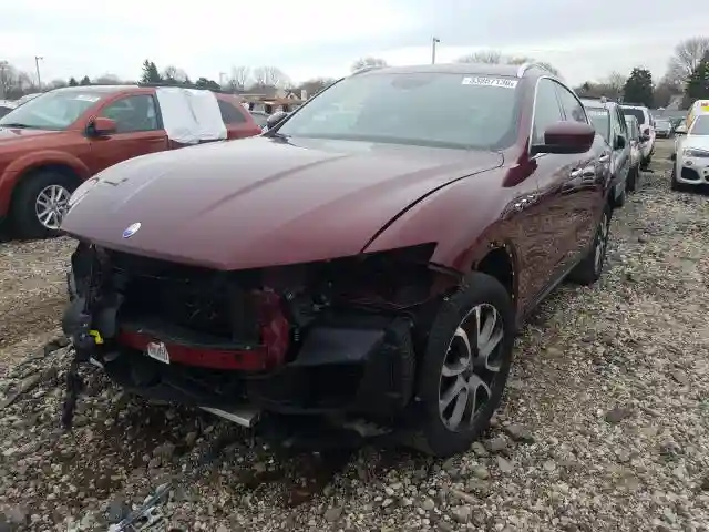 ZN661XUA6HX214298 2017 MASERATI LEVANTE-1