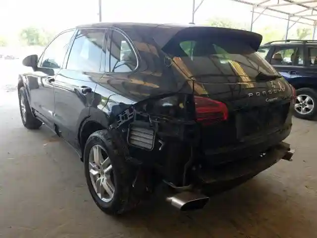 WP1AA2A29GLA04245 2016 PORSCHE CAYENNE-2
