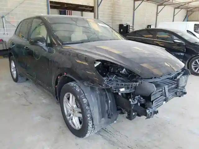 WP1AA2A29GLA04245 2016 PORSCHE CAYENNE-0
