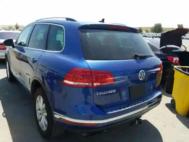 WVGEF9BP3GD008045 2016 VOLKSWAGEN TOUAREG SPORT-2
