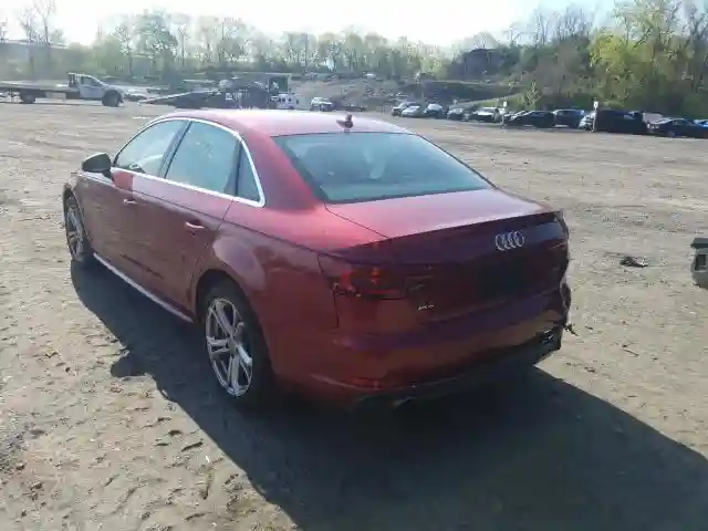 WAUENAF48JA120063 2018 AUDI A4 PREMIUM PLUS-2