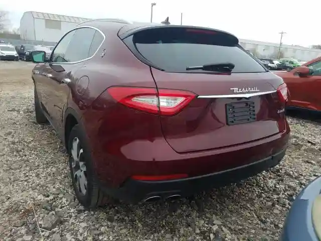 ZN661XUA6HX214298 2017 MASERATI LEVANTE-2