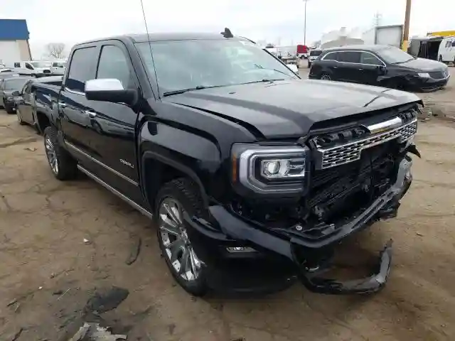 3GTU2PEJXJG314497 2018 GMC SIERRA K1500 DENALI-0