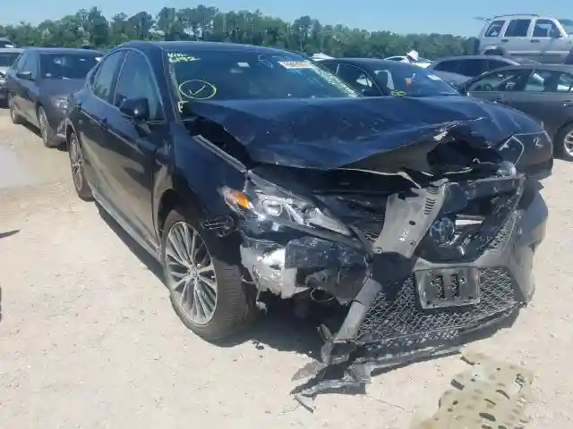 4T1B11HK0KU796192 2019 TOYOTA CAMRY L-0