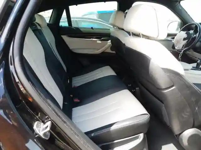 5UXKU2C52J0X49883 2018 BMW X6 XDRIVE35I-5