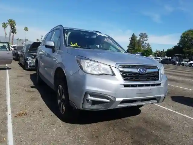 JF2SJAGC8JH520446 2018 SUBARU FORESTER 2.5I PREMIUM-0