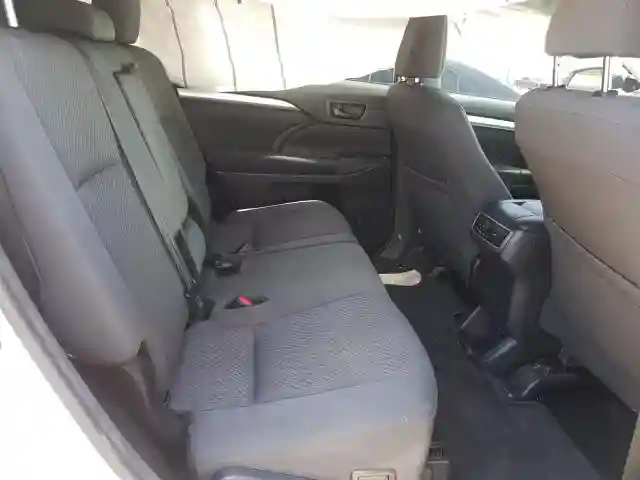 5TDZARFH1JS033805 2018 TOYOTA HIGHLANDER LE-5