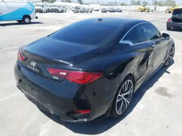 JN1EV7EK9JM341923 2018 INFINITI Q60 LUXE 300-3