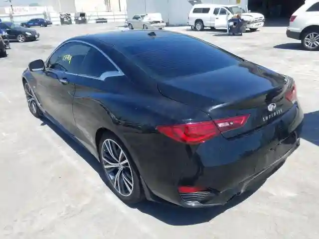 JN1EV7EK9JM341923 2018 INFINITI Q60 LUXE 300-2