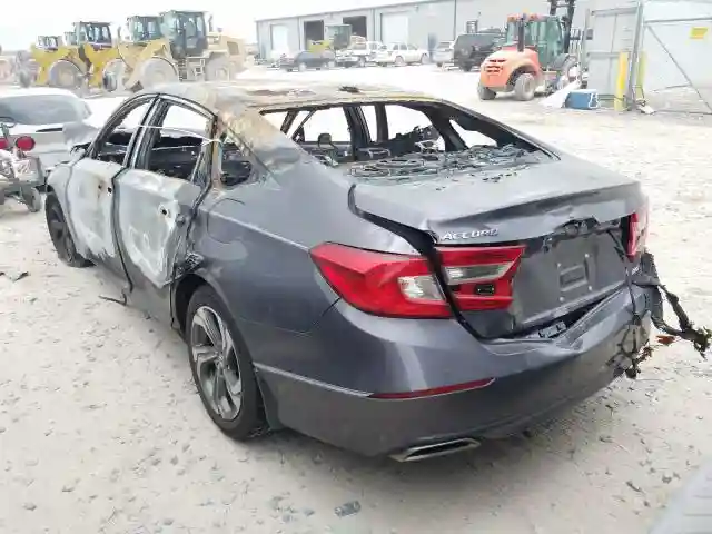 1HGCV2F51JA044941 2018 HONDA ACCORD EXL-2