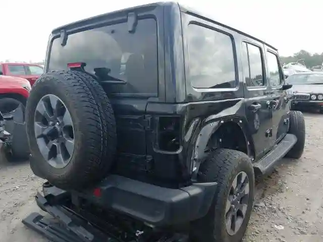 1C4HJXEG3JW119111 2018 JEEP WRANGLER UNLIMITED SAHARA-3