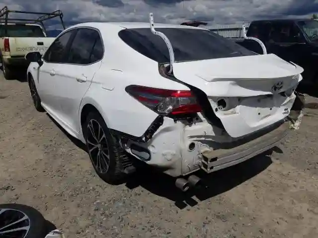 4T1B21HK3JU003625 2018 TOYOTA CAMRY HYBRID-2