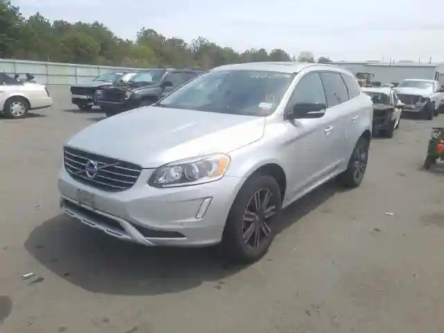 YV440MRRXH2013488 2017 VOLVO XC60 T5 DYNAMIC-1