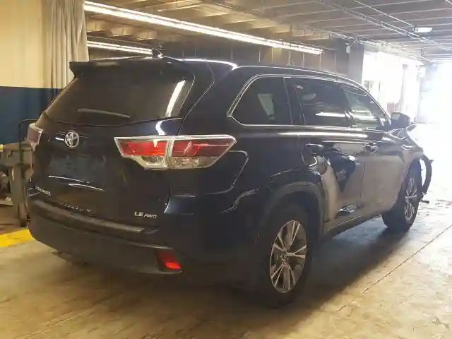 5TDBKRFH2GS279527 2016 TOYOTA HIGHLANDER LE-3