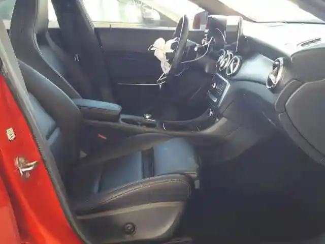 WDDSJ4EB2KN752821 2019 MERCEDES-BENZ CLA 250-4