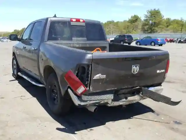 1C6RR7LT7JS297342 2018 OTHER 1500 4WD-2