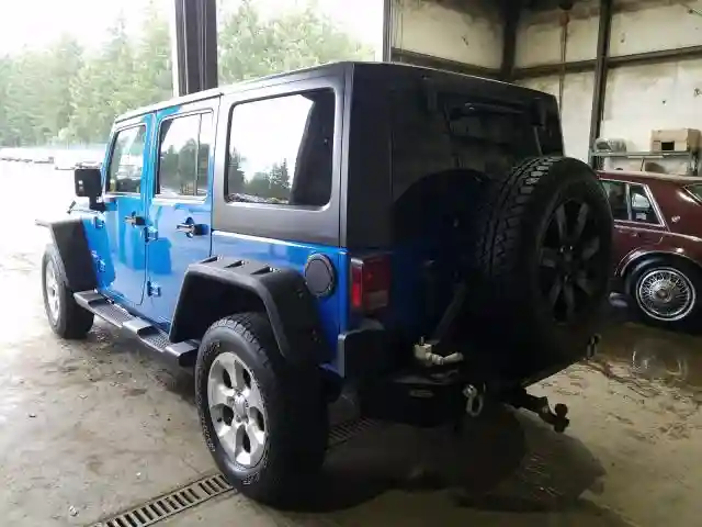 1C4BJWEG0FL561238 2015 JEEP WRANGLER UNLIMITED SAHARA-2
