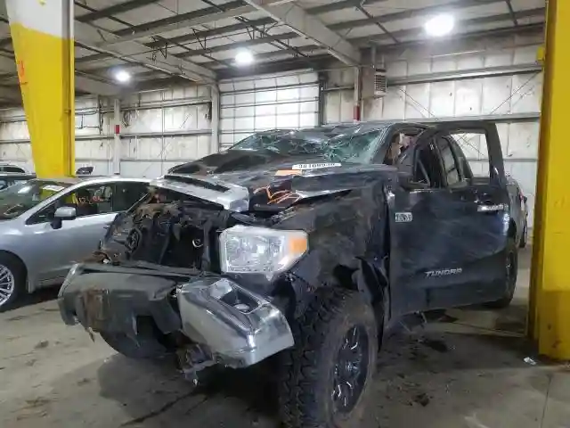 5TFBY5F18GX507129 2016 TOYOTA TUNDRA DOUBLE CAB LIMITED-1