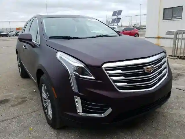 1GYKNDRS9HZ261571 2017 CADILLAC XT5 LUXURY-0