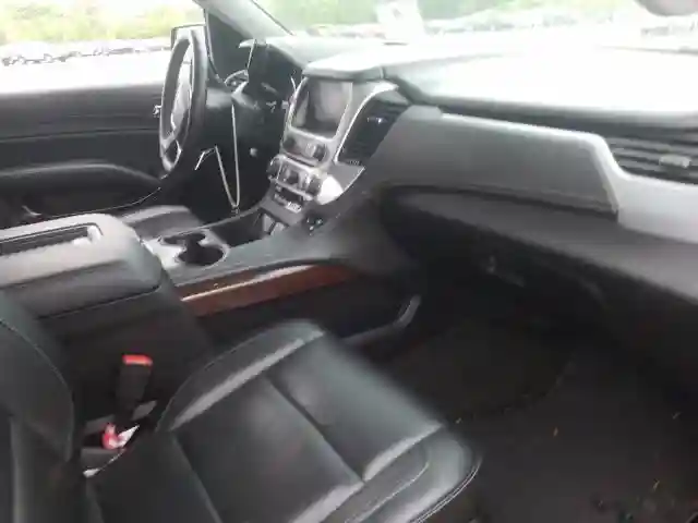 1GKS2BKC7HR126647 2017 GMC YUKON SLT-4