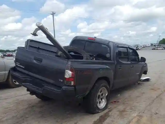 3TMLU4EN5BM074706 2011 TOYOTA TACOMA DOUBLE CAB-3