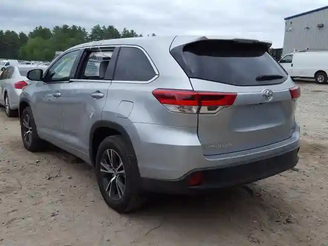 5TDBZRFHXJS836316 2018 TOYOTA HIGHLANDER LE-2