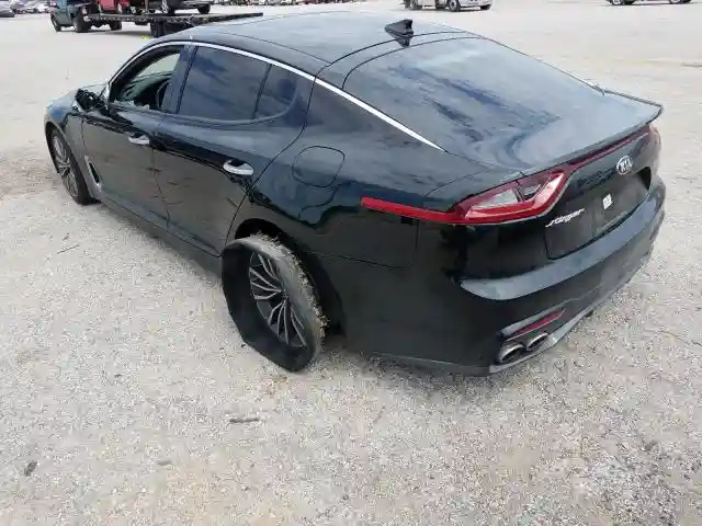 KNAE15LA0K6053847 2019 KIA STINGER-2