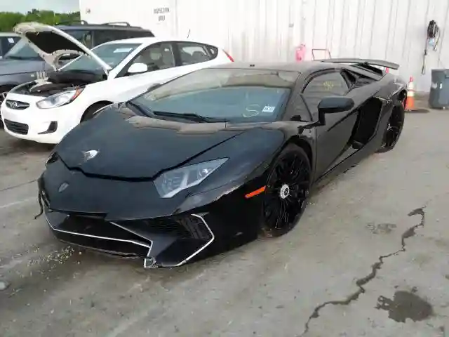 ZHWUT3ZDXGLA05032 2016 LAMBORGHINI AVENTADOR SV-1