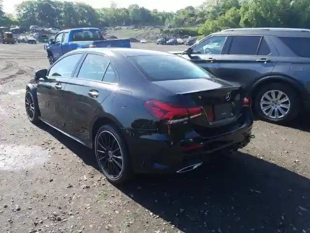 W1K3G4FB9LJ208164 2020 MERCEDES-BENZ A 220-2