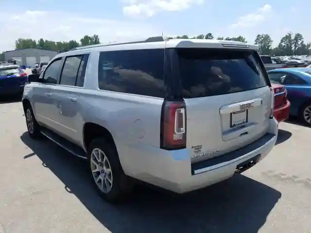 1GKS1HKJ8JR225603 2018 GMC YUKON XL DENALI-2