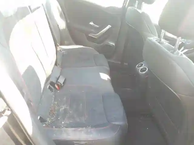 W1K3G4FB9LJ208164 2020 MERCEDES-BENZ A 220-5