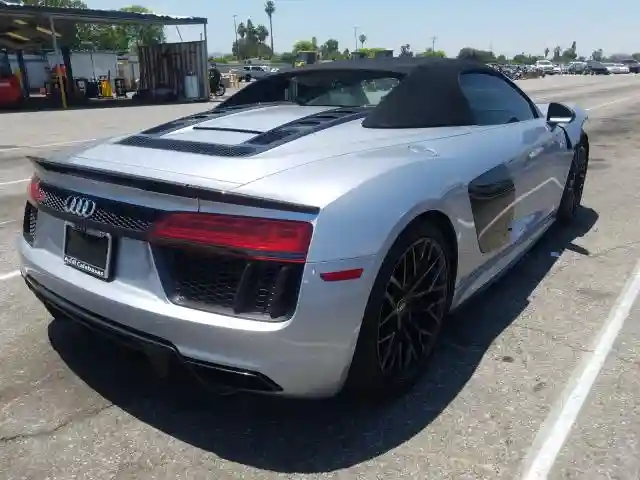 WUA4BCFX6J7902245 2018 AUDI R8 SPYDER PLUS-3