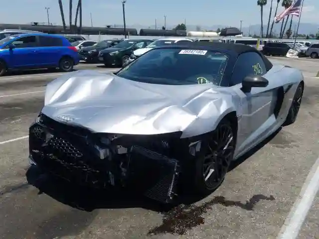 WUA4BCFX6J7902245 2018 AUDI R8 SPYDER PLUS-1