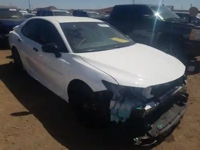 4T1G11AK4LU341542 2020 TOYOTA CAMRY SE-0