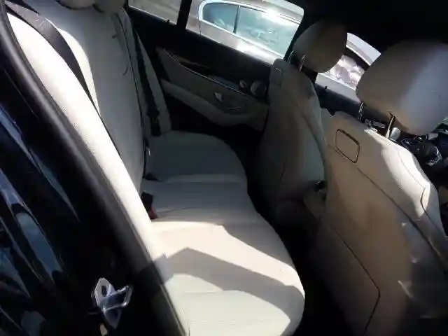WDDZF6JB9KA692304 2019 MERCEDES-BENZ E 450 4MATIC-5