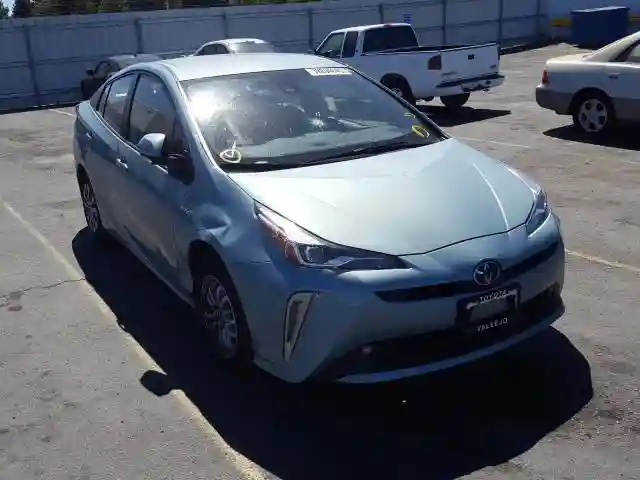 JTDL9RFU4K3008427 2019 TOYOTA PRIUS-0