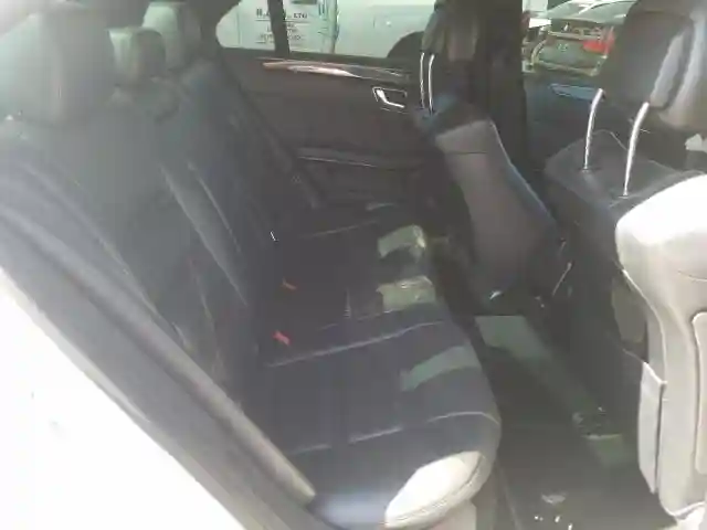 WDDHF7EB4CA611285 2012 MERCEDES-BENZ E 63 AMG-5