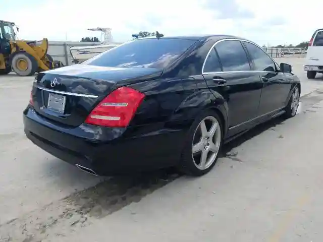 WDDNG7BB4AA341427 2010 MERCEDES-BENZ S 550-3